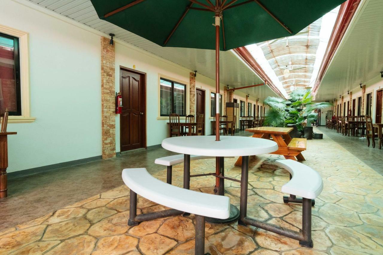 Reddoorz Premium Near Pristine Beach Puerto Princesa Extérieur photo