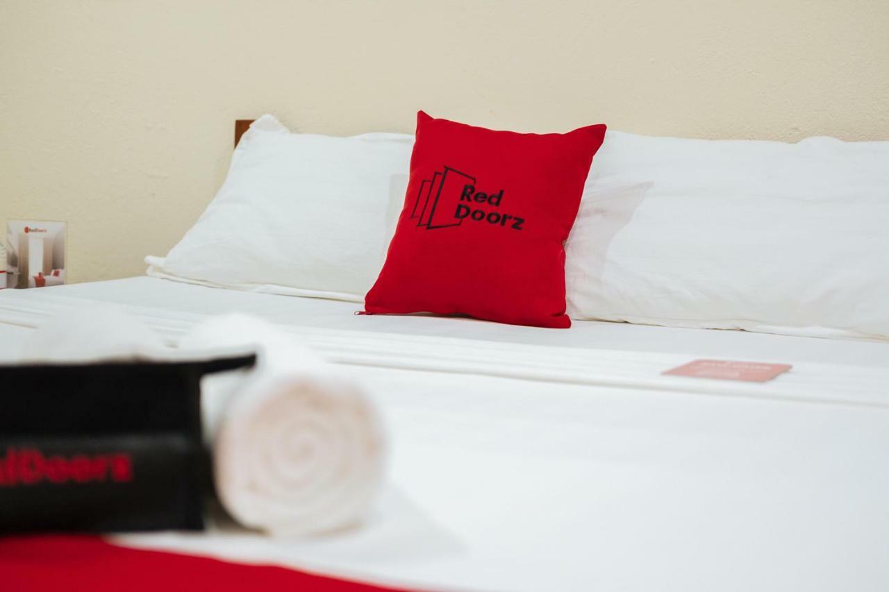 Reddoorz Premium Near Pristine Beach Puerto Princesa Extérieur photo